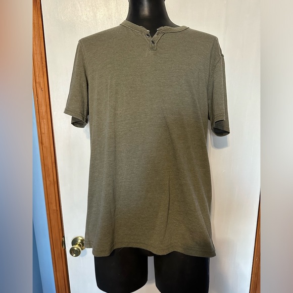 Lucky Brand | Shirts | Mens Lucky Brand Venice Burnout Tshirt Size ...